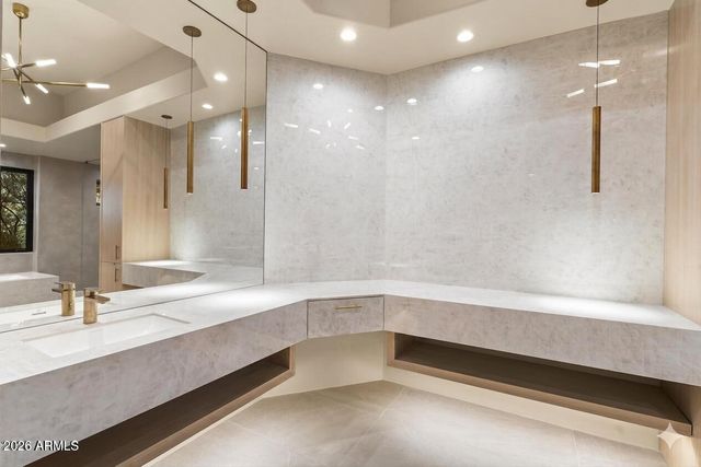7473 N 58TH Place, Paradise Valley, AZ 85253
