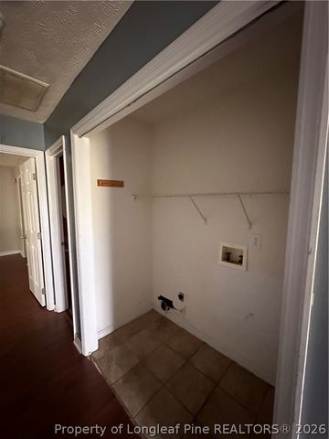 806 S Buckeye Drive, Raeford, NC 28376