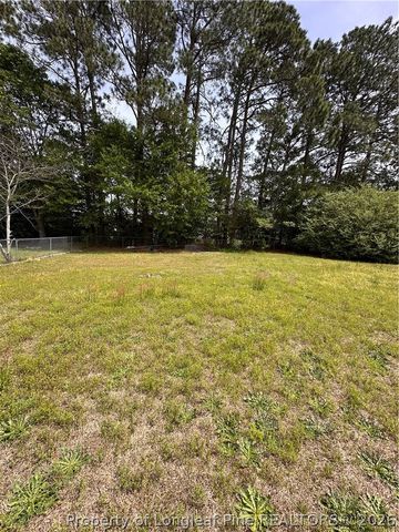 806 S Buckeye Drive, Raeford, NC 28376