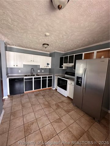 806 S Buckeye Drive, Raeford, NC 28376