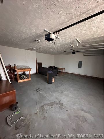 806 S Buckeye Drive, Raeford, NC 28376