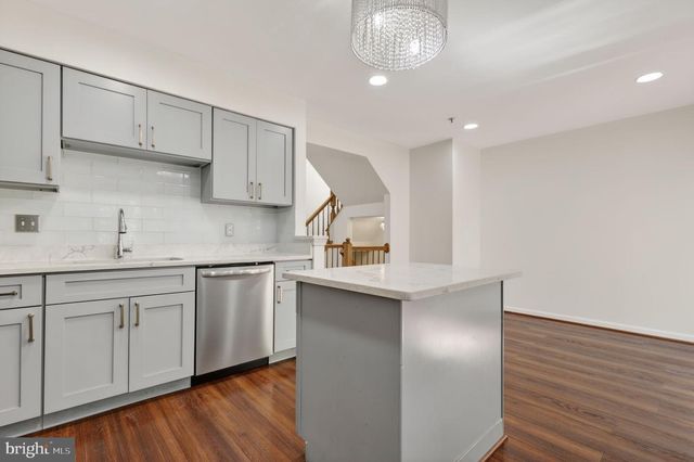 8612 FIRE ROCK RD, Laurel, MD 20724