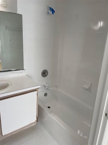 711 SW 148th Ave 414, Sunrise, FL 33325