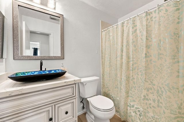 6219 Greenpark Manor Lane, Houston, TX 77085