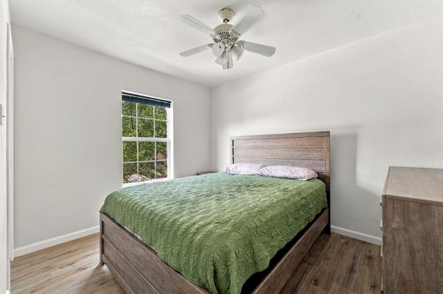 6219 Greenpark Manor Lane, Houston, TX 77085