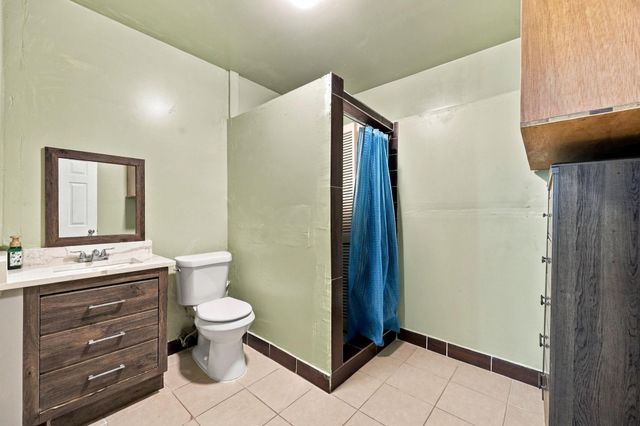 6219 Greenpark Manor Lane, Houston, TX 77085