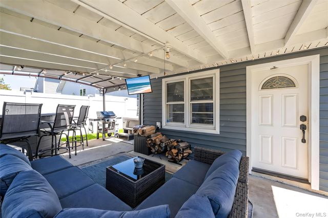 2738 Miller Avenue, Oceanside, NY 11572