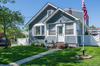 2738 Miller Avenue, Oceanside, NY 11572