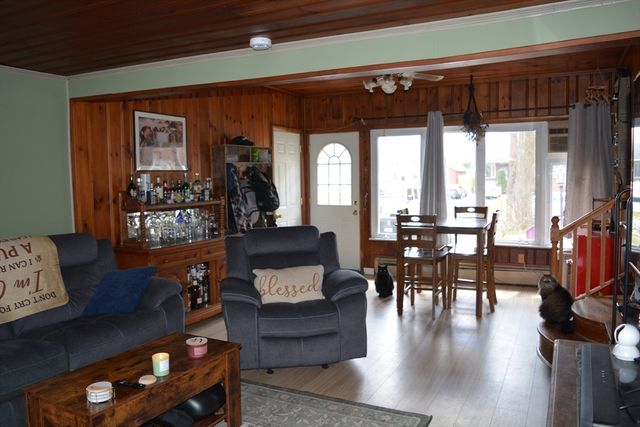 18 Highland Park Drive, West Springfield, MA 01089