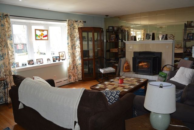 18 Highland Park Drive, West Springfield, MA 01089
