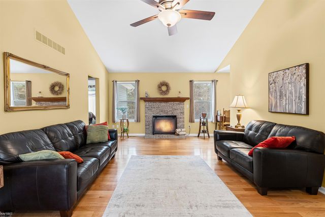 842 Star Drive, Davison, MI 48423