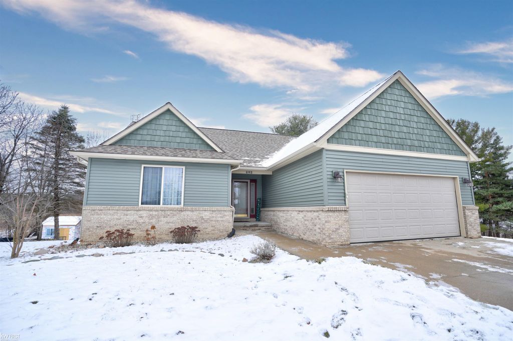 842 Star Drive, Davison, MI 48423