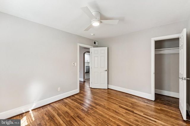 2153 N TAYLOR ST, Arlington, VA 22207