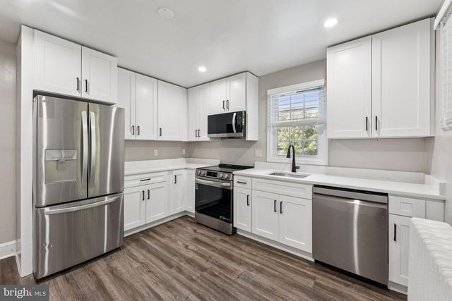 2153 N TAYLOR ST, Arlington, VA 22207