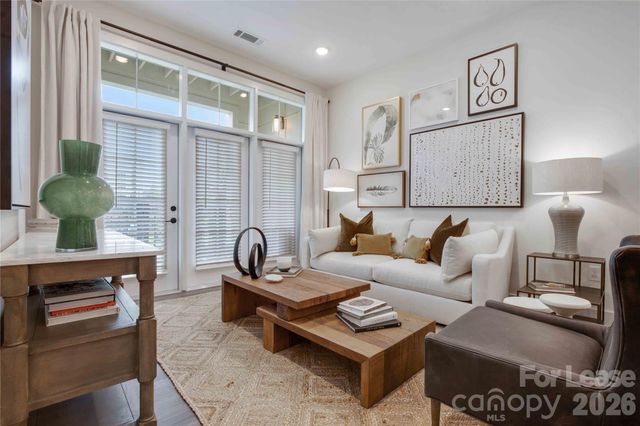 11936 N Community House Road B7, Charlotte, NC 28277