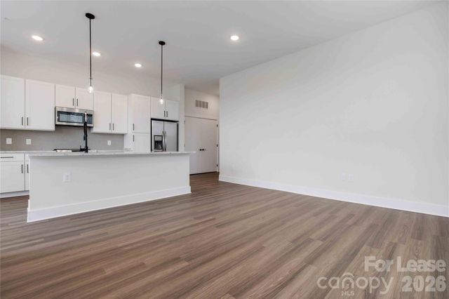 11936 N Community House Road B7, Charlotte, NC 28277