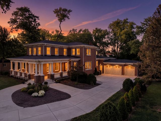 326 E Central Road, Arlington Heights, IL 60005