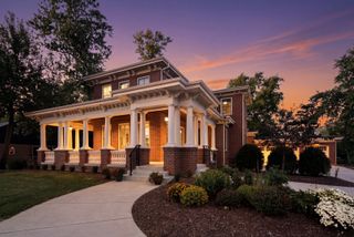 326 E Central Road, Arlington Heights, IL 60005