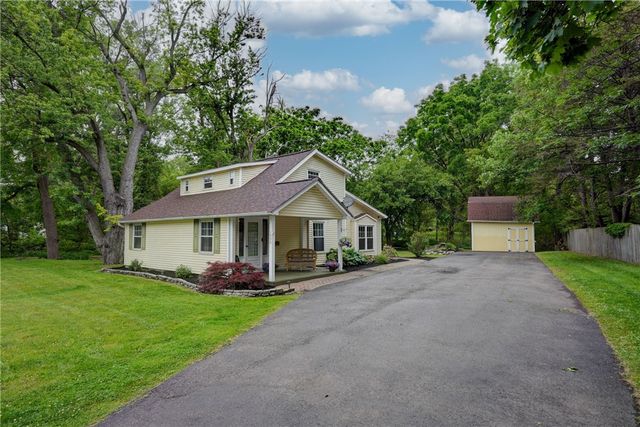 1990 Penfield Road, Penfield, NY 14526