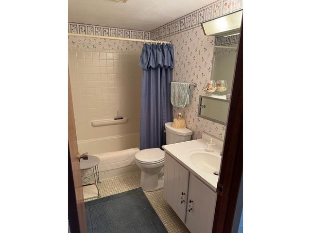 411 Midland Lane, Monona, WI 53716