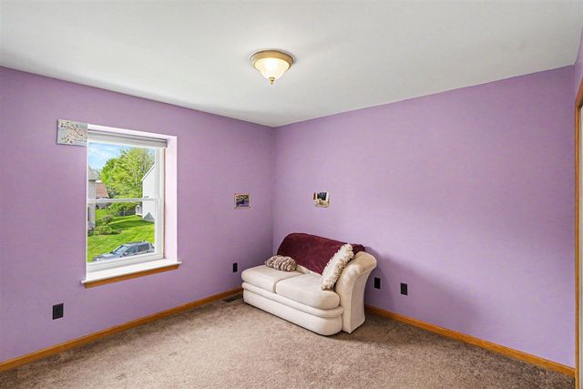 2422 Par Court, Howell, MI 48843
