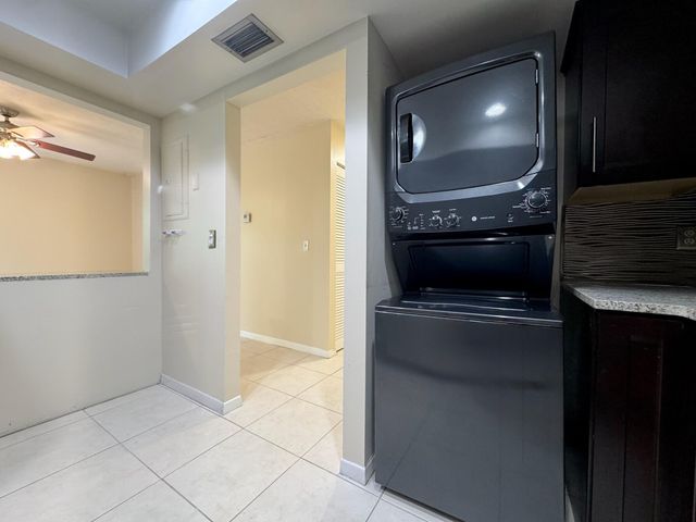 1180 Carlton Court 207, Fort Pierce, FL 34949