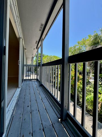 1180 Carlton Court 207, Fort Pierce, FL 34949