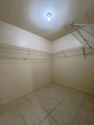 1180 Carlton Court 207, Fort Pierce, FL 34949