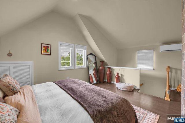 728 Stewart Street, Ridgefield, NJ 07657