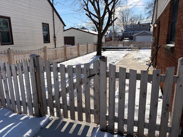 6411 W Cleveland AVENUE, Milwaukee, WI 53219