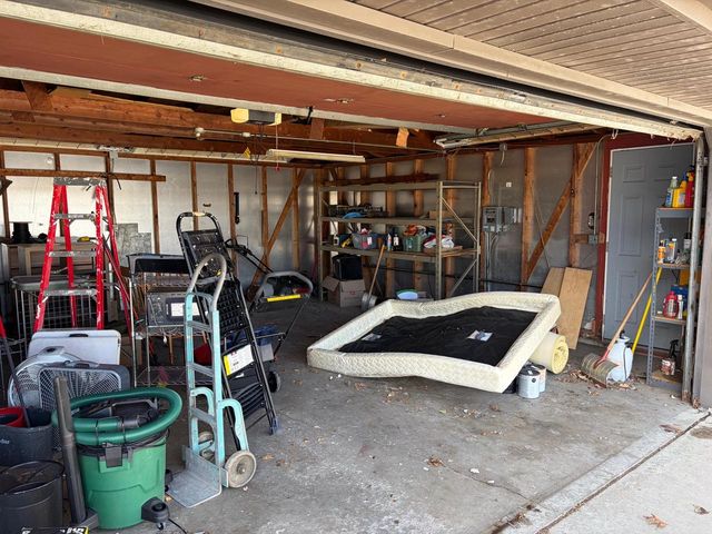 6411 W Cleveland AVENUE, Milwaukee, WI 53219