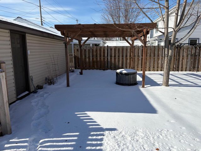 6411 W Cleveland AVENUE, Milwaukee, WI 53219