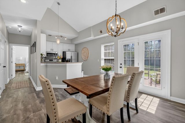 7389 Commodore Road, Hollywood, SC 29449