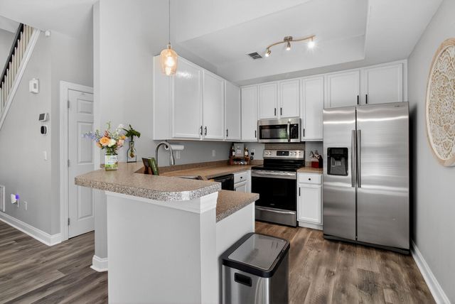 7389 Commodore Road, Hollywood, SC 29449