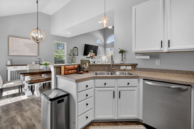 7389 Commodore Road, Hollywood, SC 29449