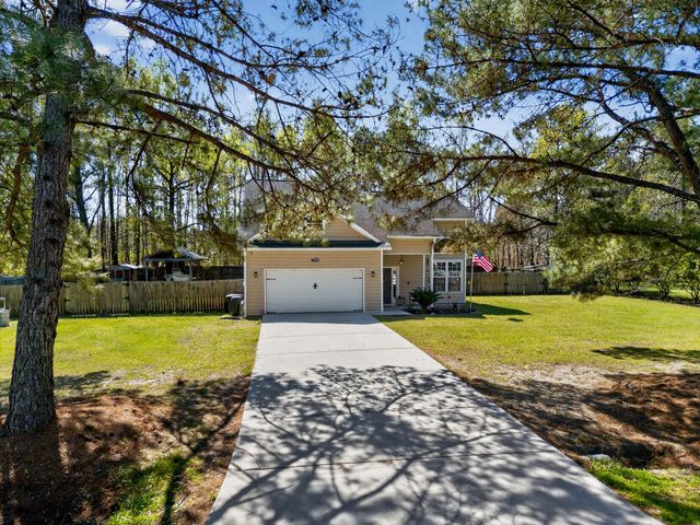 7389 Commodore Road, Hollywood, SC 29449