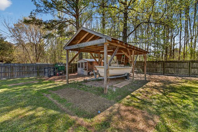 7389 Commodore Road, Hollywood, SC 29449