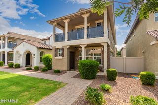 1084 S AGNES Lane, Gilbert, AZ 85296