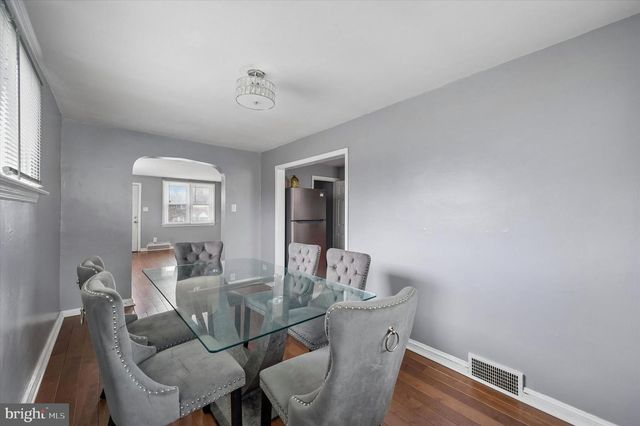 2201 WINDSOR AVE, Drexel Hill, PA 19026