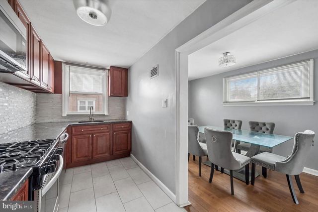 2201 WINDSOR AVE, Drexel Hill, PA 19026