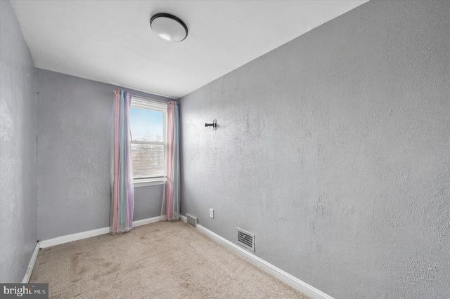 2201 WINDSOR AVE, Drexel Hill, PA 19026