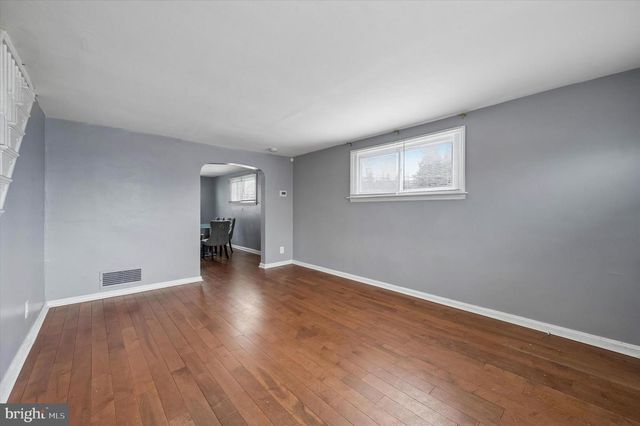 2201 WINDSOR AVE, Drexel Hill, PA 19026