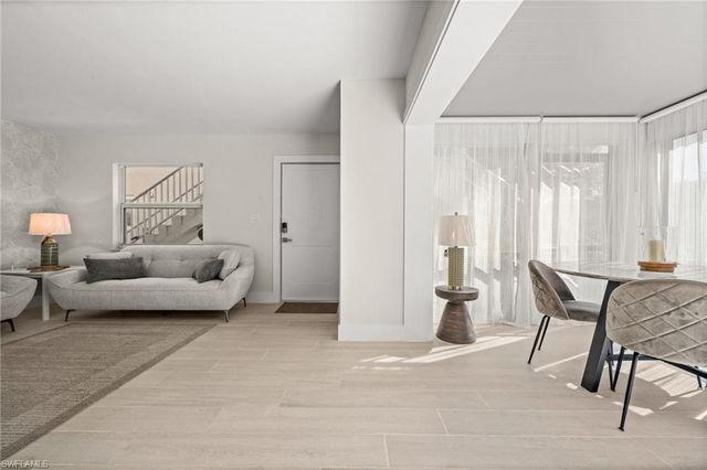 1549 Sandpiper ST # 83, Naples, FL 34112