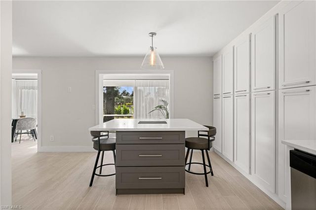 1549 Sandpiper ST # 83, Naples, FL 34112