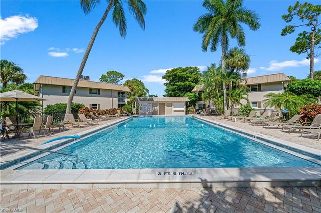 1549 Sandpiper ST # 83, Naples, FL 34112