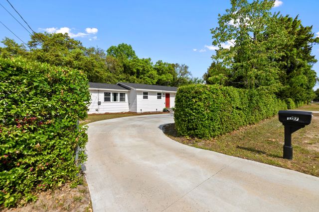 107 Water Oak Street, Freeport, FL 32439