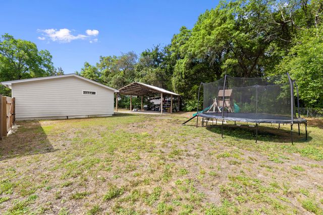 107 Water Oak Street, Freeport, FL 32439