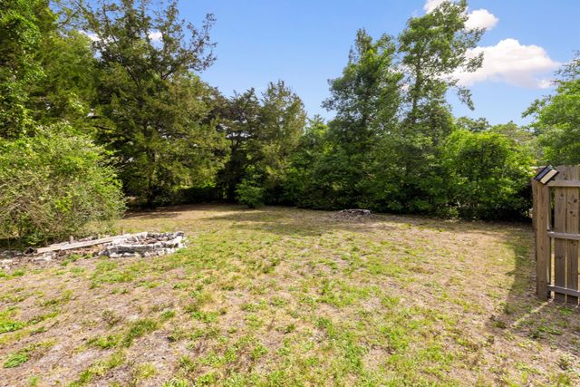 107 Water Oak Street, Freeport, FL 32439