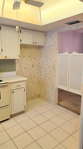 1626 S LAKE AVENUE 2, Clearwater, FL 33756