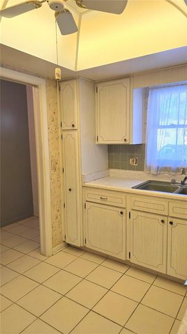 1626 S LAKE AVENUE 2, Clearwater, FL 33756